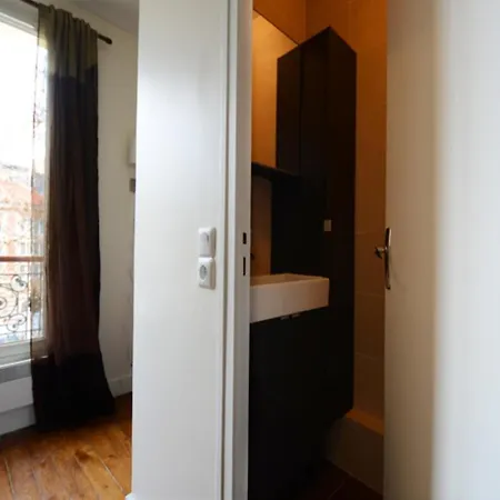 Apartment Center Pompidou Paris